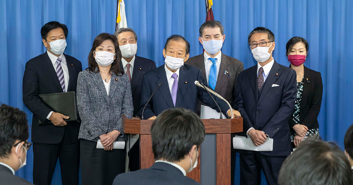 二階幹事長