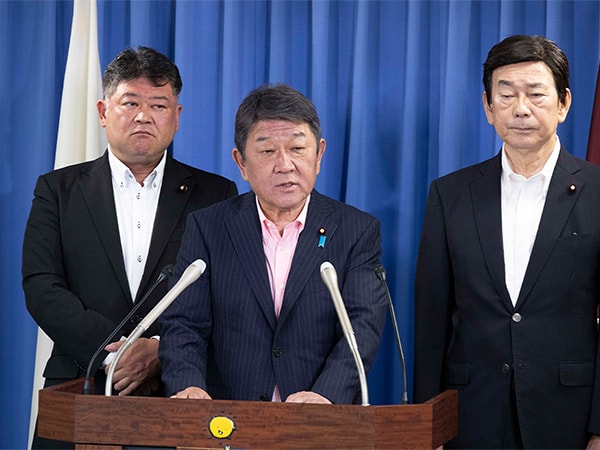 役員会・役員連絡会後 茂木幹事長記者会見