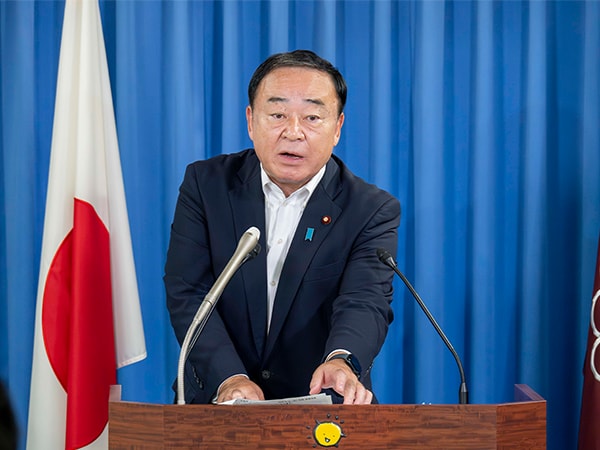 役員会・役員連絡会後 梶山幹事長代行記者会見