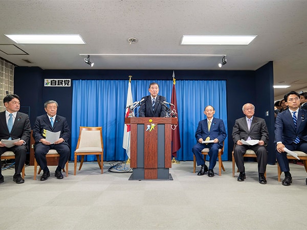 石破茂新総裁・新役員による共同記者会見