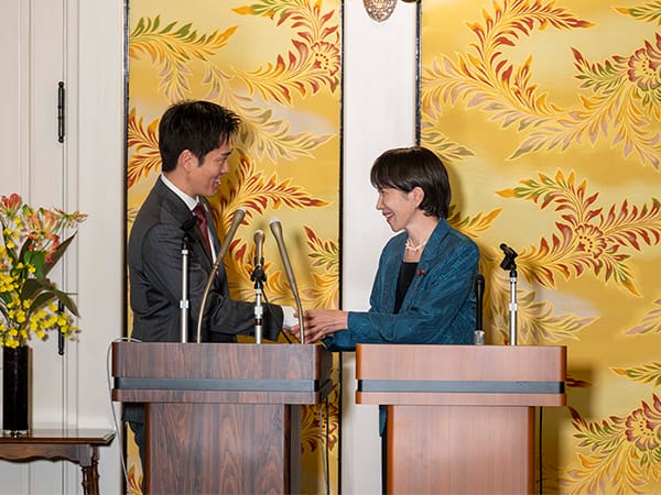 自民党・日本維新の会共同会見