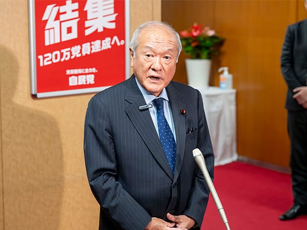鈴木幹事長ぶら下がり(自国幹事長会談後)