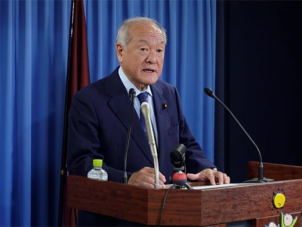 役員連絡会後 鈴木幹事長記者会見