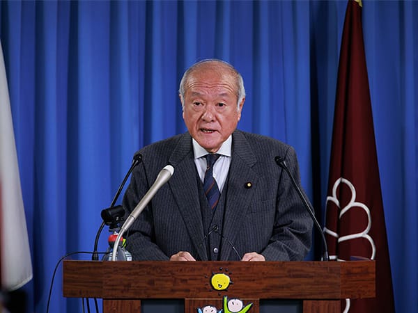 役員連絡会後 鈴木幹事長記者会見