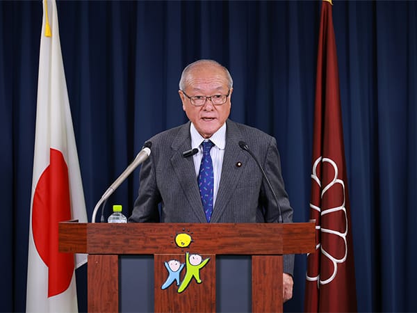 役員会後 鈴木幹事長記者会見