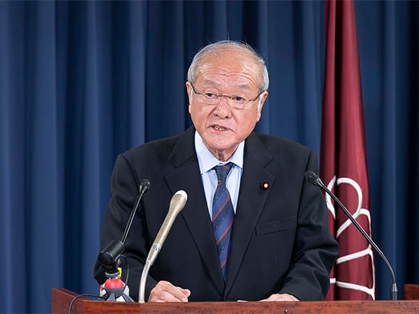 役員会後 鈴木幹事長記者会見