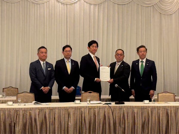 小林 鷹之 政務調査会長 ぶら下がり（宮城県）	