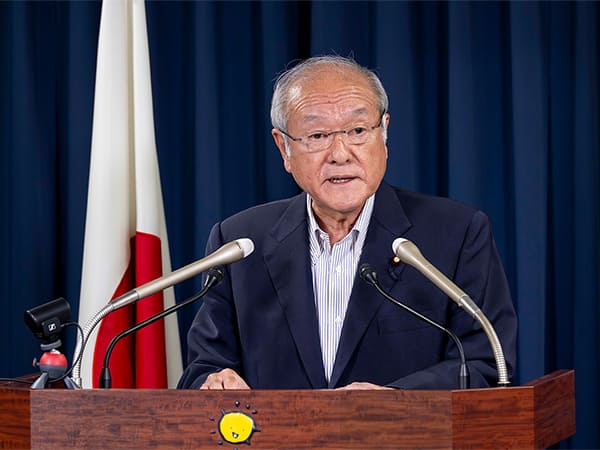 役員会後 鈴木幹事長記者会見