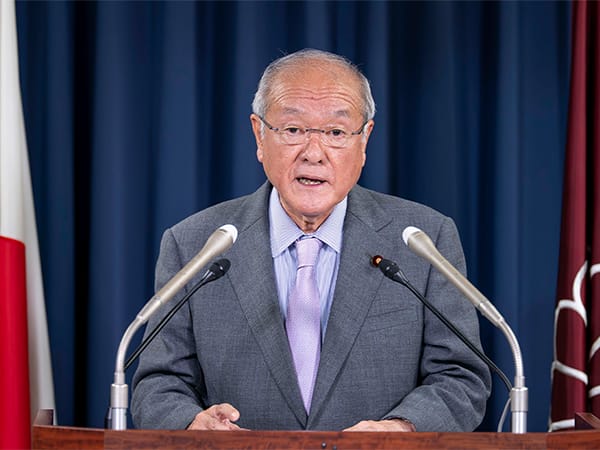 役員会後 鈴木幹事長記者会見