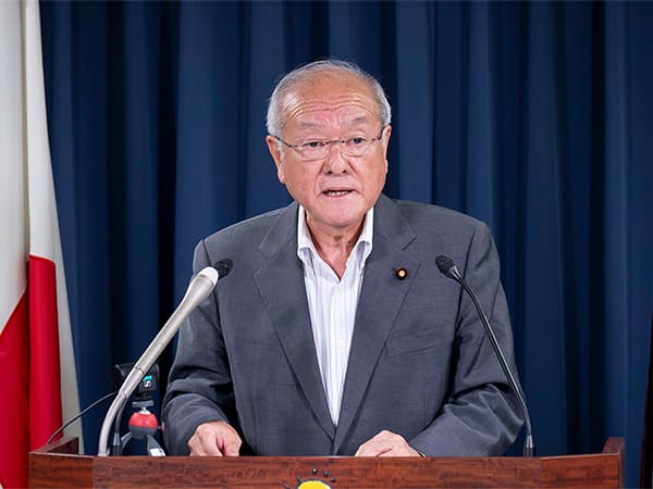 役員会後 鈴木幹事長記者会見