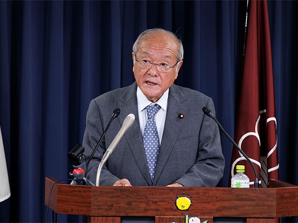 役員会後 鈴木幹事長記者会見
