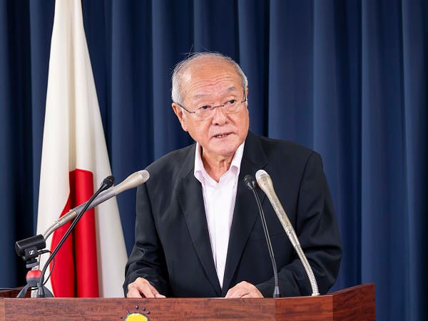 役員会・役員連絡会後 鈴木幹事長記者会見