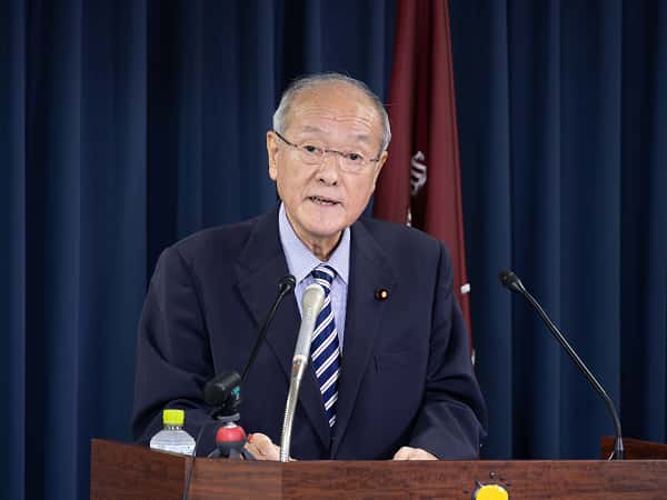 役員連絡会後 鈴木幹事長 記者会見