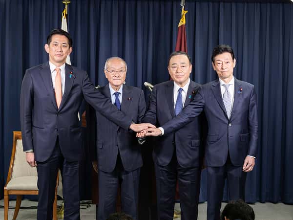 新役員共同記者会見