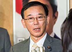 谷垣 禎一幹事長 谷垣 禎一幹事長