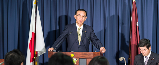 谷垣 禎一幹事長 谷垣 禎一幹事長