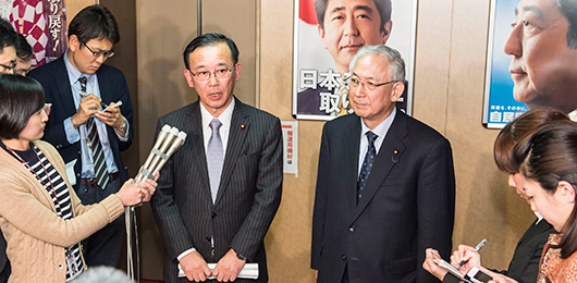 谷垣 禎一幹事長 谷垣 禎一幹事長