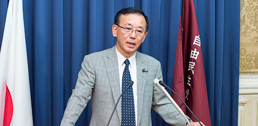 谷垣 禎一幹事長 谷垣 禎一幹事長