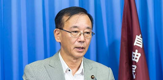 谷垣 禎一幹事長 谷垣 禎一幹事長