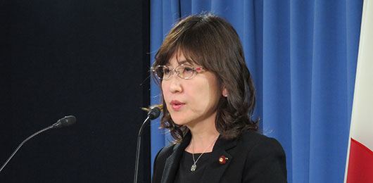 稲田朋美政務調査会長記者会見