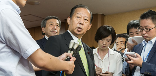 二階俊博幹事長