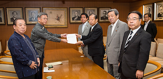 翁長沖縄県知事と面会