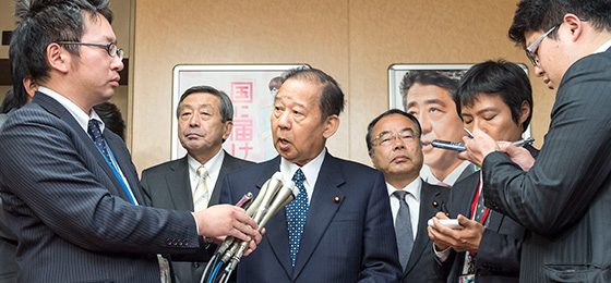 二階俊博幹事長