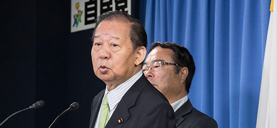 二階俊博幹事長