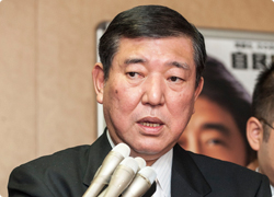 石破 茂幹事長 石破 茂幹事長