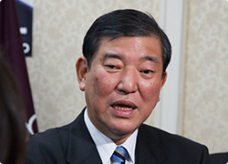 石破 茂幹事長 石破 茂幹事長