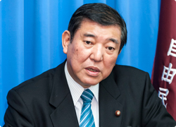 石破 茂幹事長 石破 茂幹事長