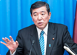 石破 茂幹事長 石破 茂幹事長