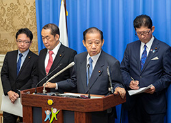 役員連絡会後 二階幹事長記者会見