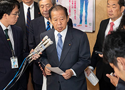 二階幹事長ぶら下がり