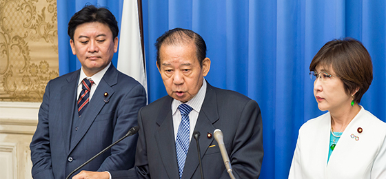 二階幹事長