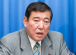 石破茂幹事長