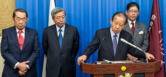 二階幹事長