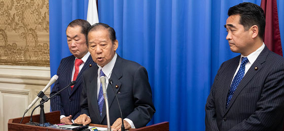 二階幹事長