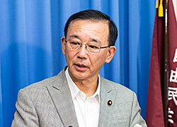 谷垣 禎一幹事長 谷垣 禎一幹事長