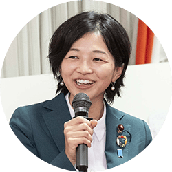 福田かおる衆議院議員（3期修了生）