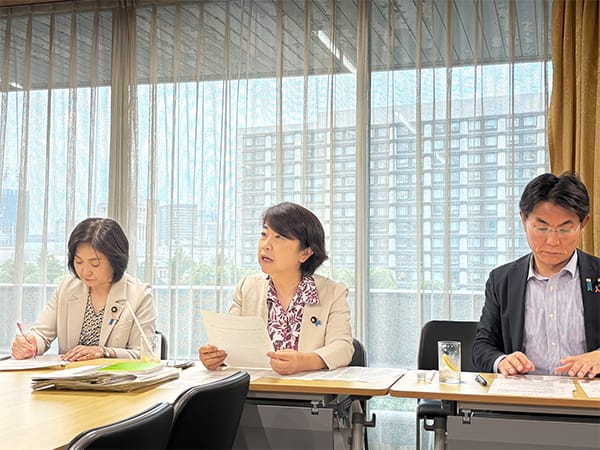 女性局役員会