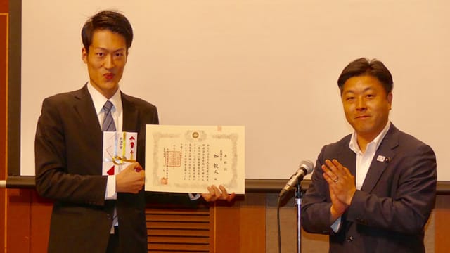 富山県連青年局主催「公募提案型政策コンテスト」に鈴木馨祐青年局長が審査員長として出席