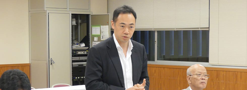 株式会社アプレの高橋廣介代表取締役を招き定例昼食会を開催