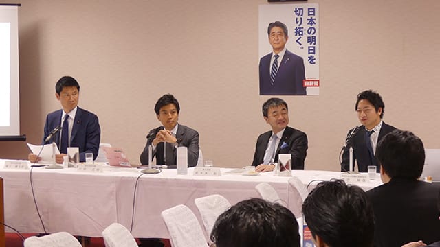 青年局定例昼食会を開催