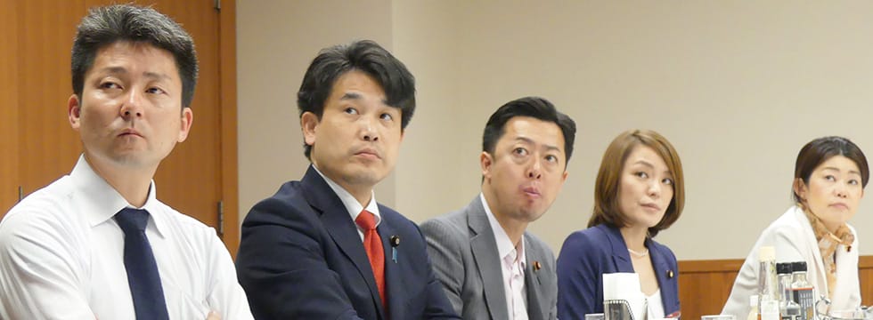 青年局定例昼食会を開催