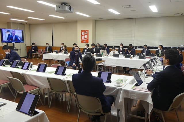 牧島青年局長就任後、初の役員会を開催!