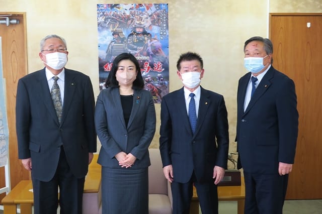 牧島かれん青年局長が福島を訪問