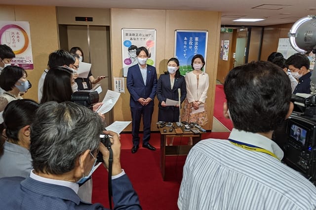 党執行部に衆院比例73歳定年制や総裁選に関し緊急の申し入れ