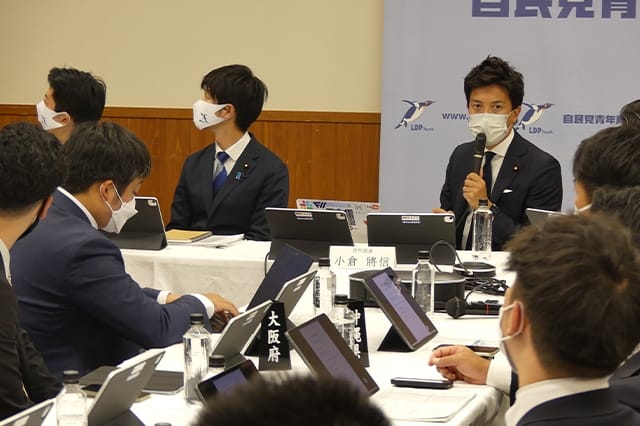 小倉青年局長体制初の中央常任委員会・役員会を合同開催