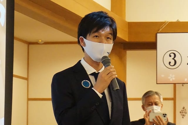 女性局と合同で有志による靖國神社昇殿参拝を実施